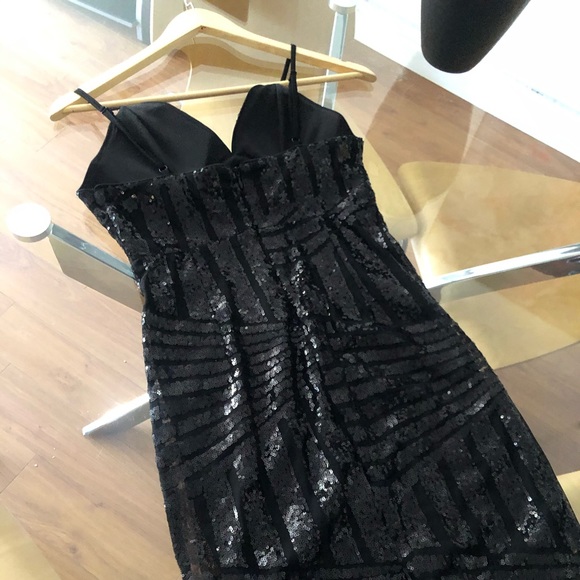 Guess black dress - Picture 1 of 3